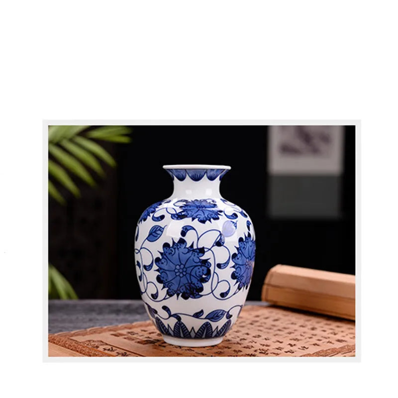 Chinese Table Top Antique Blue And White Porcelain Vase Decoration Crafts Small Ceramic Flower Arrangement Oasis Select A2