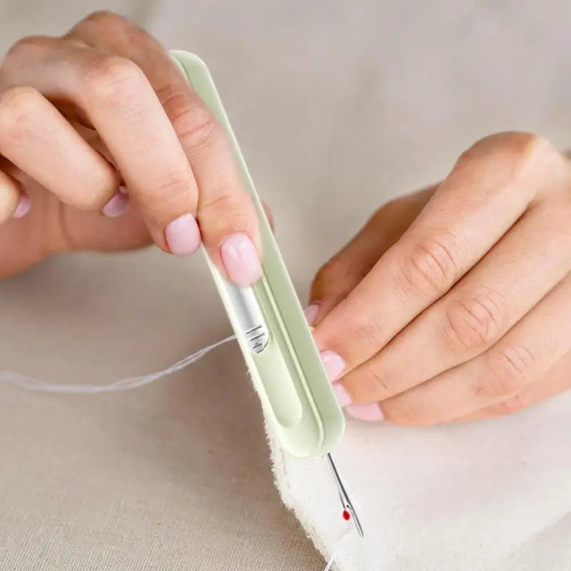 Thread Ripper 2-in-1 Thread Remover Sewing Seam Ripper Tool Ergonomic Seam Ripper Thread Remover Tool Needle Threader tool Oasis Select
