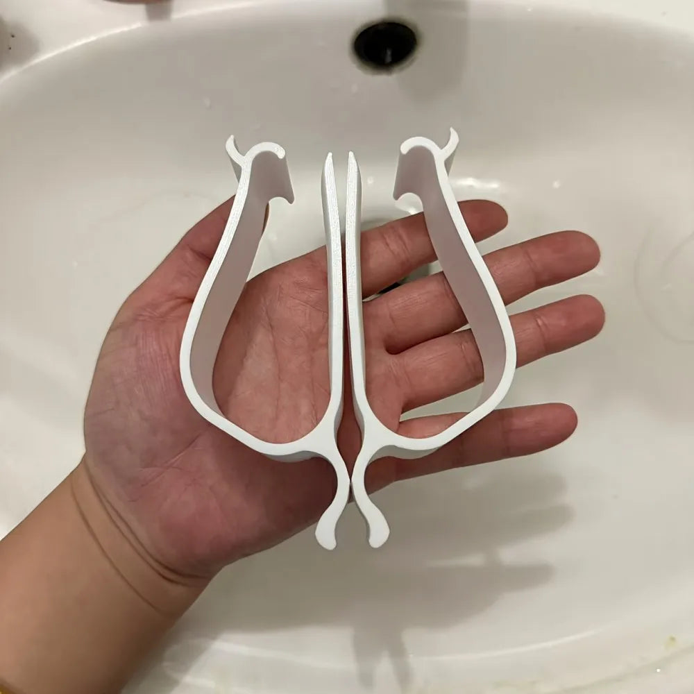 2pcs toilet seat stabilizer. Try this toilet stabilizer quickly, it can easily align the toilet without running. Oasis Select 2pcs