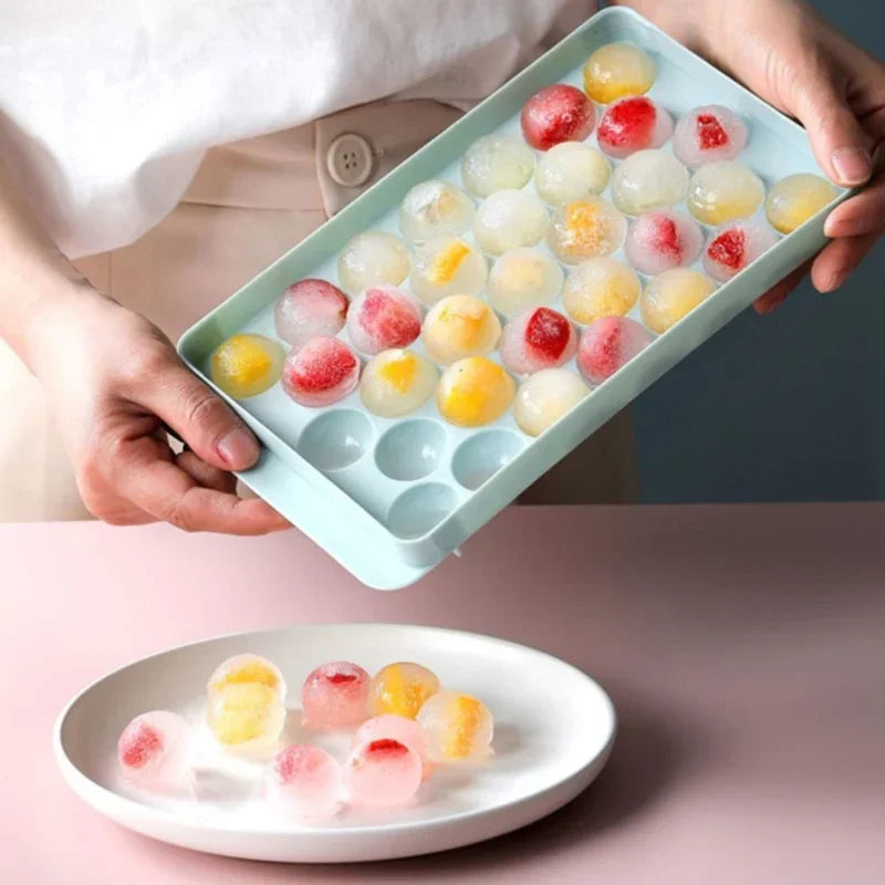 33-Piece Round Ice Ball Maker Tray with Lid | Cocktail & Whiskey