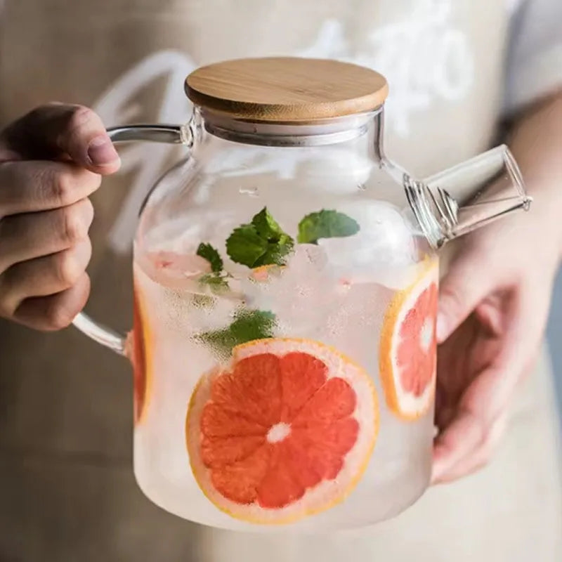 High-capacity Borosilicate Glass Pitcher with Bamboo Lid, Heat-Resistant Stovetop Safe Teapot for Hot Cold Drinks, Fruit Juice Oasis Select