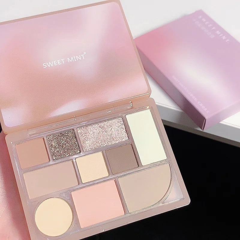 Multi-Color Makeup Palette – Highlight, Contour, Blush & Eyeshadow