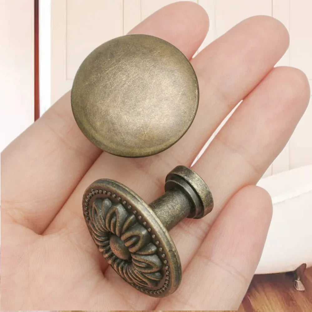 Antique Style Pull Handles Bronze Tone Retro Alloy Kitchen Drawer Cabinet Door Knobs Furniture Hardware Fittings
