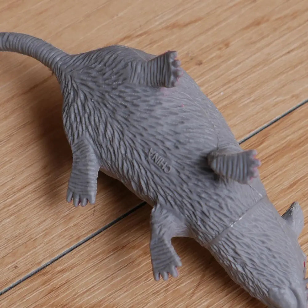 Lifelike Fake Rat Prank Toy – Halloween Mouse Prop Gag Gift