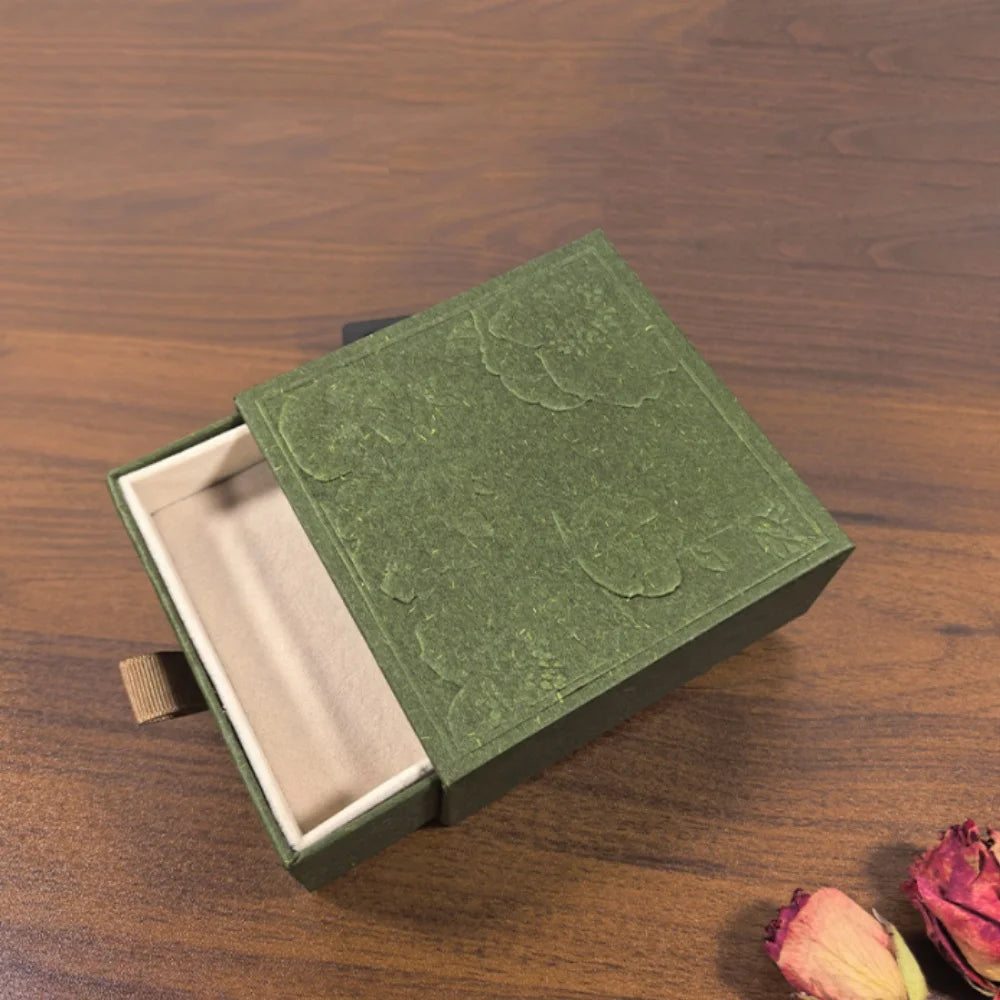 Relief Embossed Jewelry Packaging Box Heaven and Earth Cover Necklace Ring Storage Creative Design High-end Drawer Jewelry Box Oasis Select Green