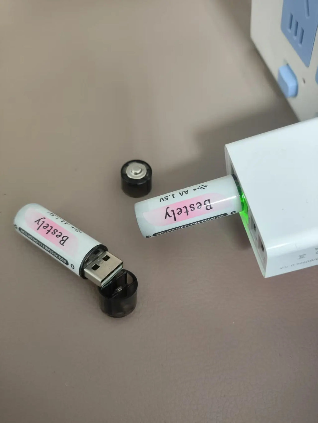 AA Rechargeable Lithium Battery 1.5v 5800mAh USB Li-ion High capacity 1.5h Fast charging Long lasting Oasis Select
