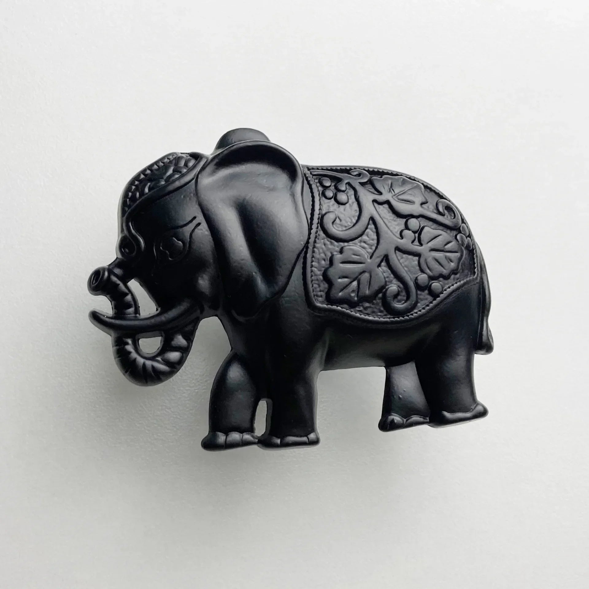 Elephant Knob and Handle Solid Zinc Alloy Single Hole Cabinet Drawer Furniture Handles Retro Cupboard Pulls Oasis Select black 3pcs