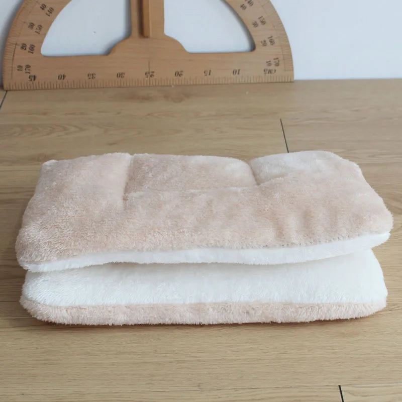 Four Seasons Autumn and Winter Thickened Pet MATS Cat MATS Dog MATS Blankets Pet Beds Bed Covers Sleeping Seat Cushions Oasis Select