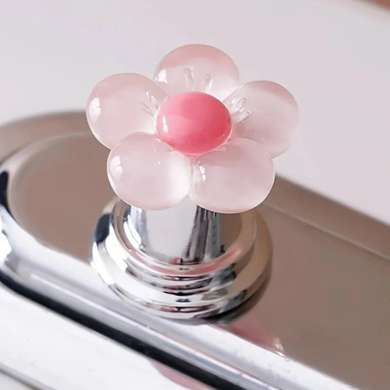 5pcsCute Flower Toilet Button Nail Specific Bathroom Water Tank Switch Button Universal Toilet Press Home Furnishings Decoration Oasis Select