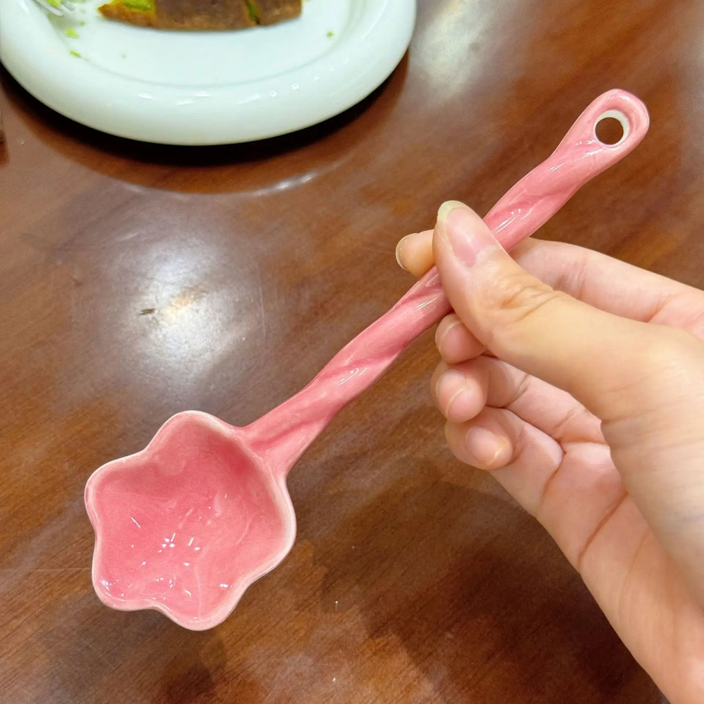 Cute Twisted Star Ceramic Spoon For Girls Household Spoon, High-Value Exquisite Dessert Spoon Kitchen Tablewear Oasis Select Red Twist Star Spoon