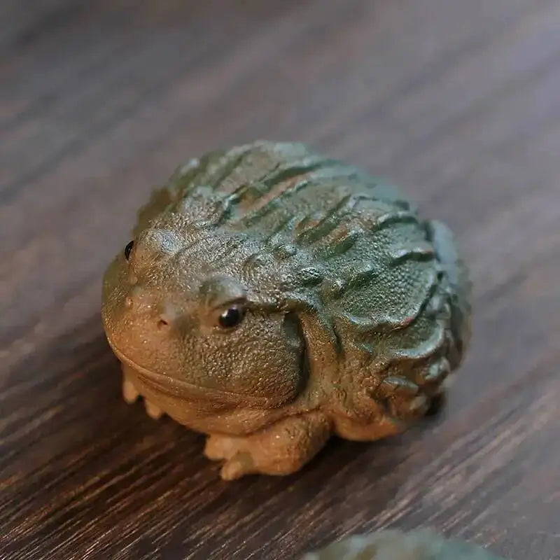 Yixing Zisha Tea Pet Golden Toad Wealth-attracting Tea Plaything, Nurturable Creative Toad Tea Tray Ornament, Kung Fu Tea Set Oasis Select