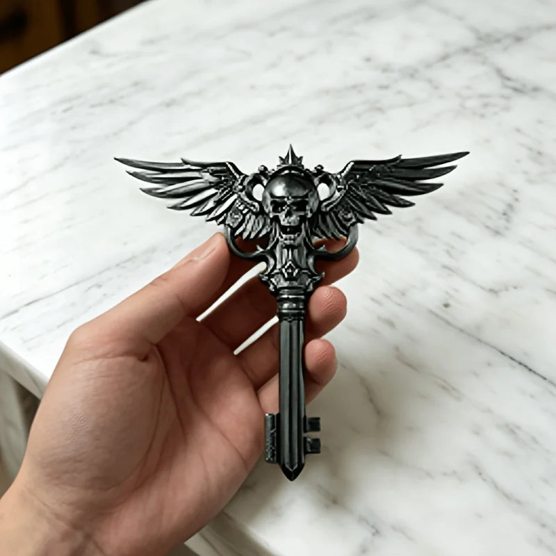 Gothic Skull Key Figurine Retro Art Statue Niche Creative Ornament Desktop Decor for Home Bookshelf Stylish Decoration Gift Oasis Select