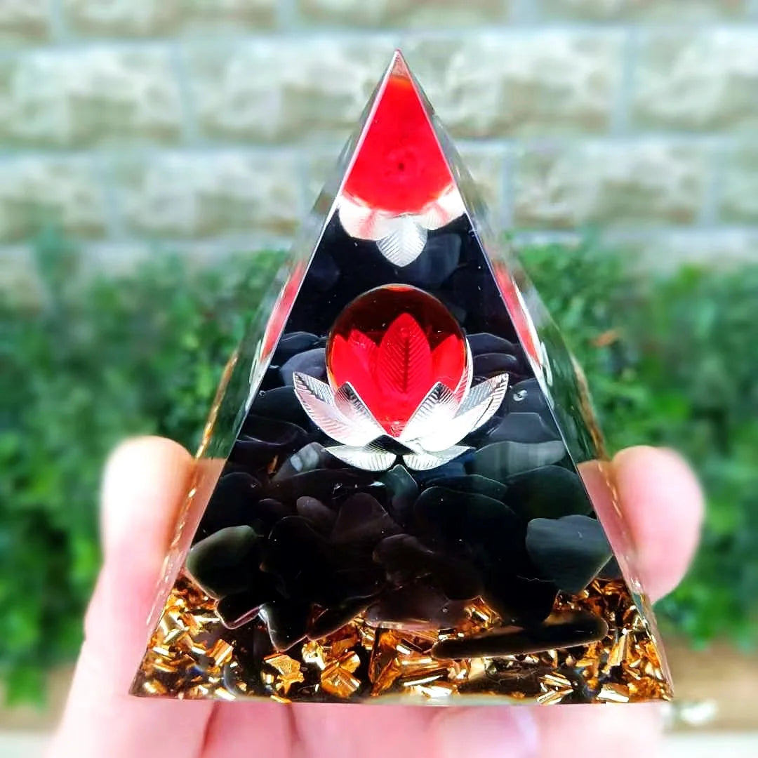 Crystal Pyramid ornaments crushed stone glue dropping resin crafts home and office car decoration products decorations for home Oasis Select 10 60mm x 60mm