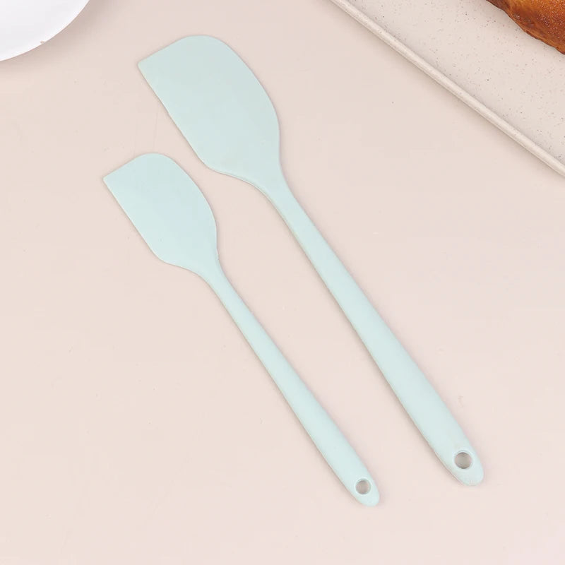 2Pcs Silicone Spatula Set Cake Butter Cream Spatula Kitchen Baking Mixing Tool Non Stick Scraper Chocolate Spreader Smoother Oasis Select Light green