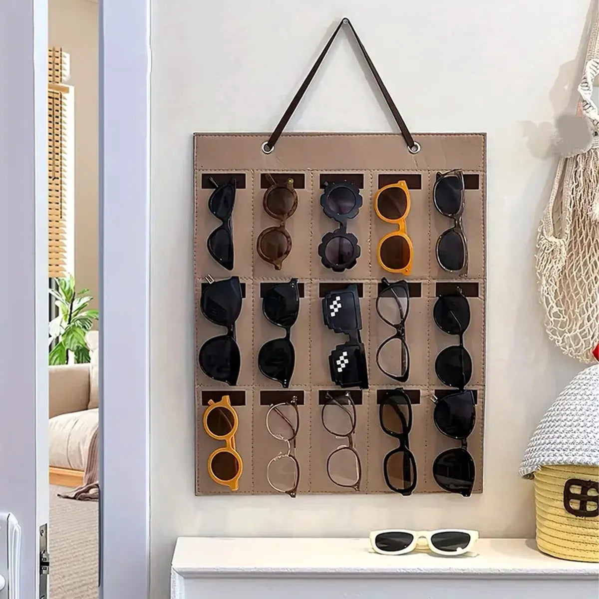 1pc Foldable glasses hanging bag, sunglasses storage rack, wall mounted sunglasses storage bag, glasses display rack Oasis Select
