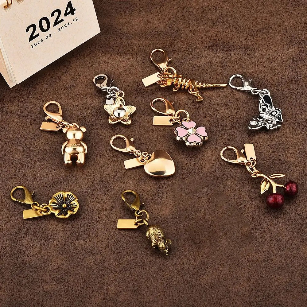 Cute Exquisite Keychains High-end Heart-shaped Bag Pendant Jewelry Decoration Oasis Select