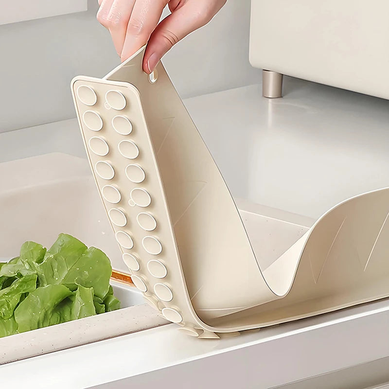 Silicone Sink Splash Guard, Kitchen Island, Bathroom Suction Cup Baffle, Protector for Sink, 1 Pc Oasis Select
