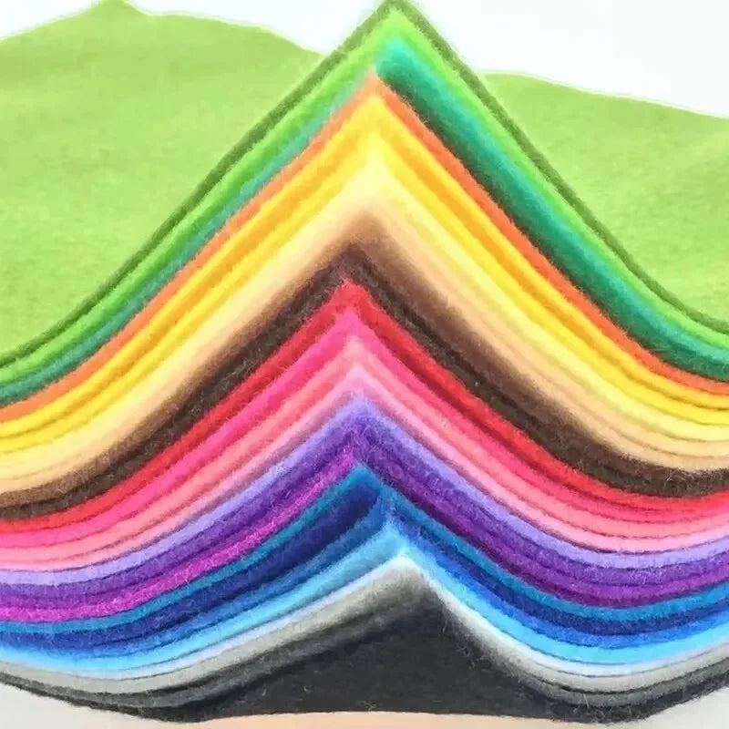 40Pcs Soft Felt Fabric Sheet Assorted Color Patchwork Sewing DIY Craft Squares Nonwoven 1mm Thick Handmade Fabric Weaving Oasis Select