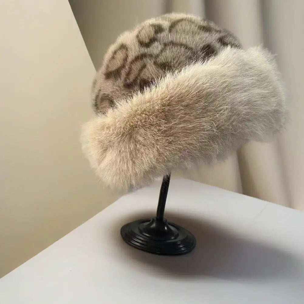 Women's Plush Leopard Print Winter Knit Hat with Pom Pom