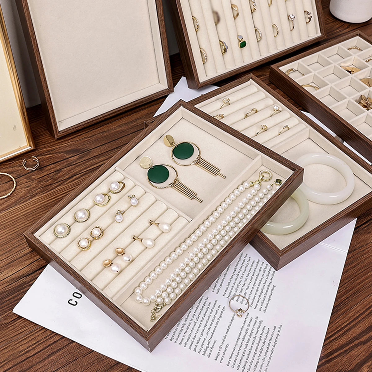 1pc Walnut Wood Grain Jewelry Box, Storage Tray for Rings, Necklaces, Earrings, Store Counter Display Tray Oasis Select