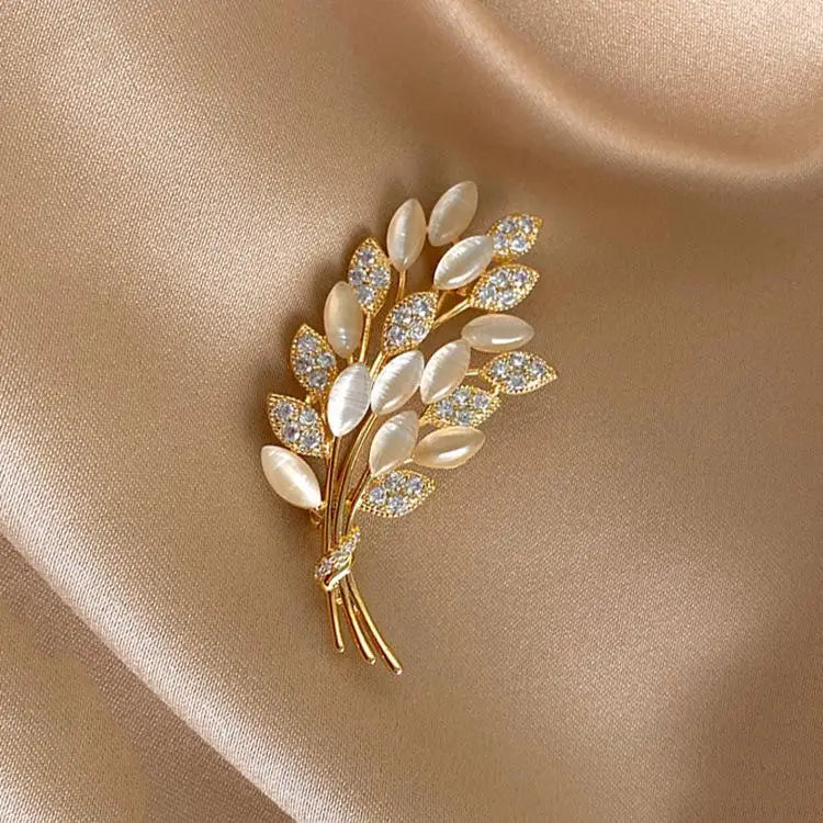 Zircon Tulip Pearl Brooch – Crystal Floral Lapel Pin for Women
