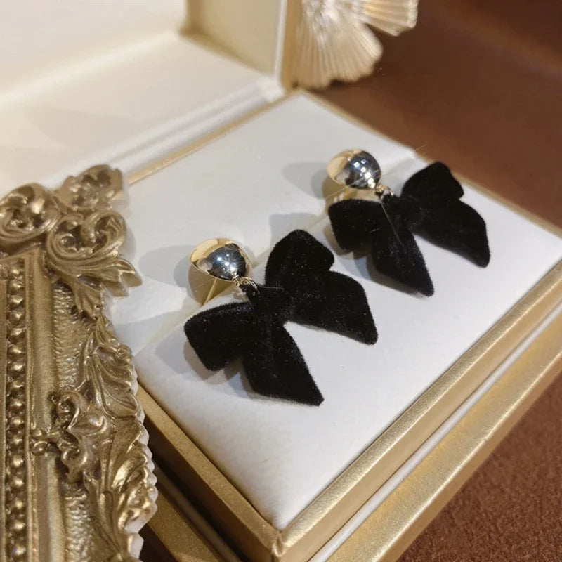 1pair Vintage Black Red Flocking Earrings Geometric Bowknot Stud Earrings For Women Fashion With Jewelry Accessories Oasis Select