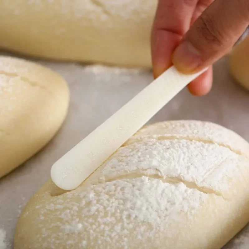 Practical Curved Bread Cutter Pastry Cutter Baking Tool Baking Accessories Kitchen Tool Oasis Select