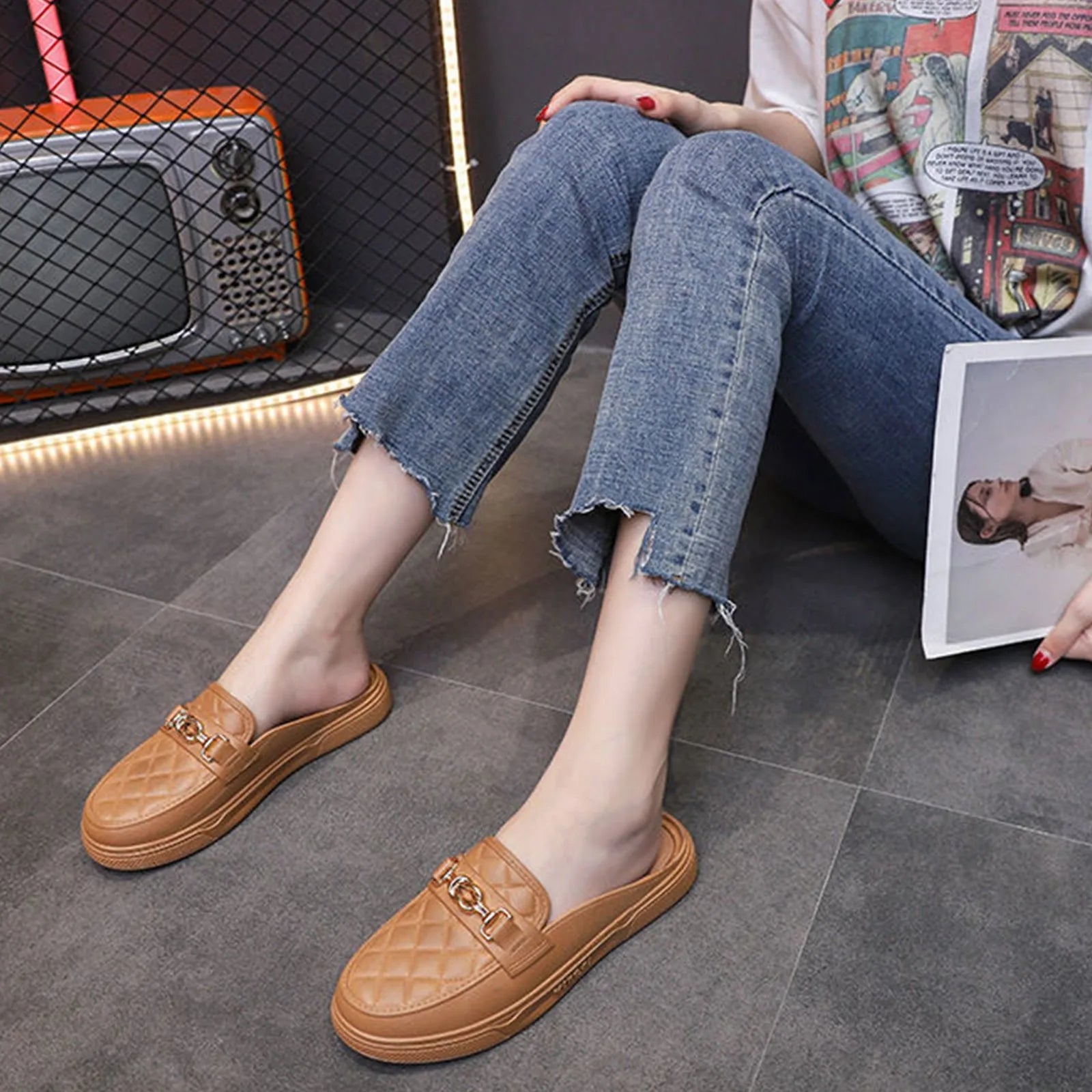 Summer New Style Women's Soft Bottom Anti-slip Versatile Outer Wear Beach Flat Bottom Lazy Person One Step Casual Half Slippers Oasis Select