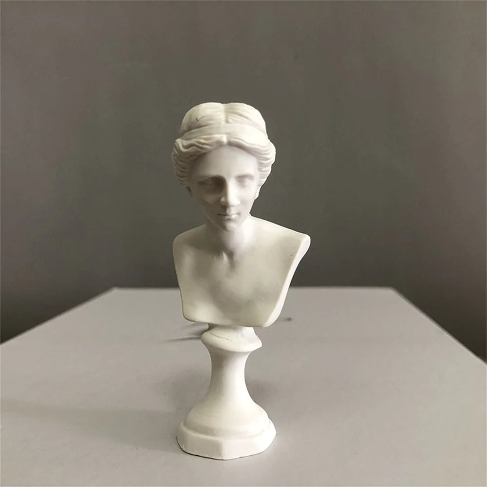 Nordic Style Gypsum Portraits Plaster Bust Statue Greek Mythology Figurine Famous Sculpture Desktop Ornament Drawing Practice Oasis Select Venus