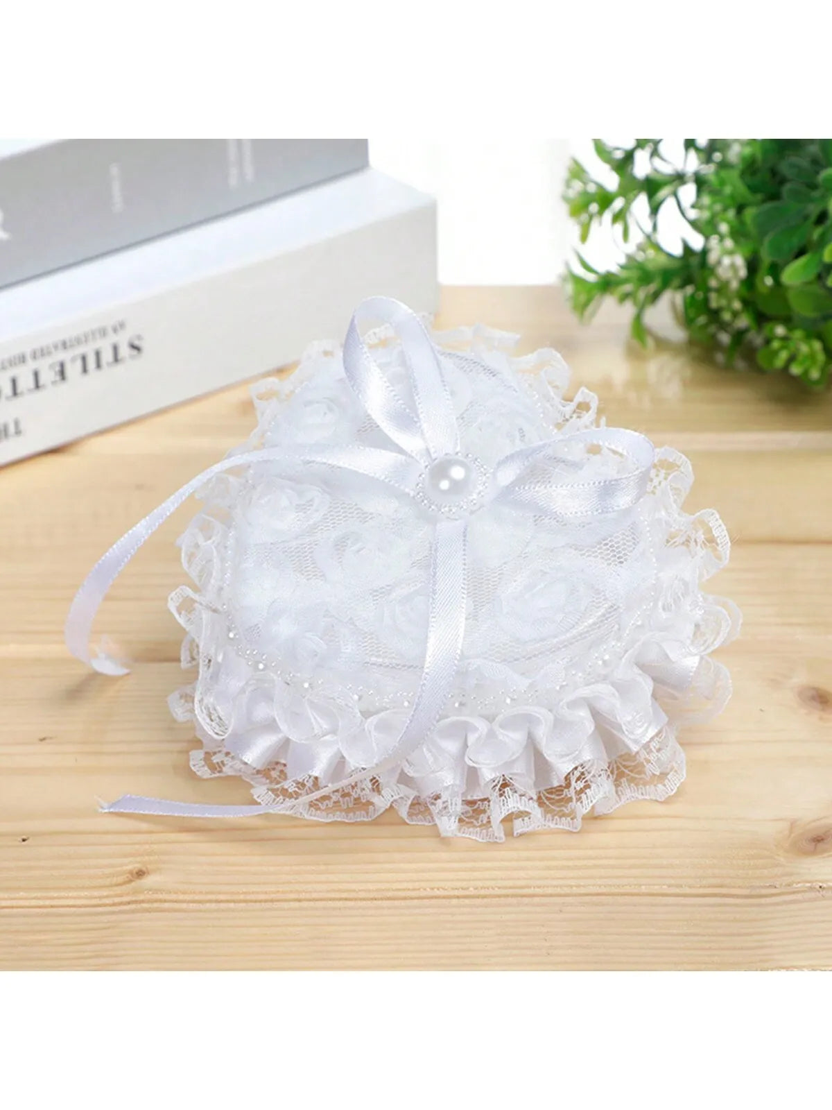 1pcs Love Heart Lace Wedding Flower Girl Clutch Ring Box Bridal Jewelry Exquisite Storage Ring Box Oasis Select leisihudiejie