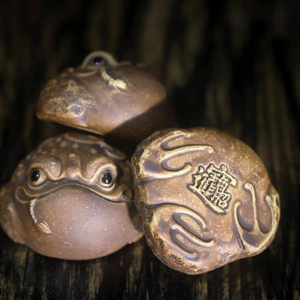 Lucky Three-Legged Golden Toad Purple Clay Classic Bark Style Original Ore Fully Handmade Duan Clay Tea Pet Handheld Oasis Select