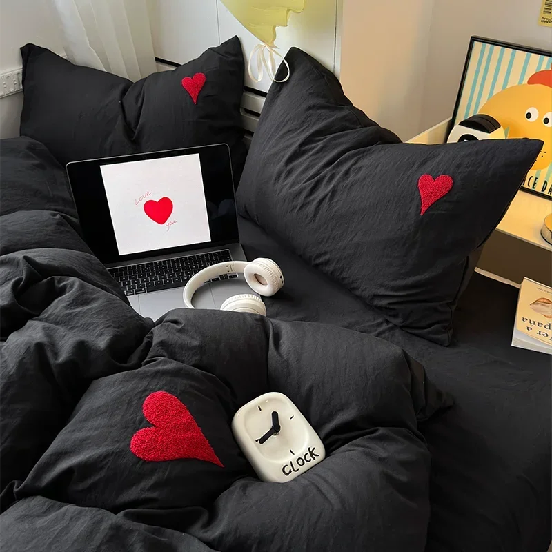 Washed Cotton Bedding Set Super Soft Cool Black Duvet Cover Set Heart-shaped Towel Bedding Skin Friendly Duvet Covers Bed Sheets Oasis Select