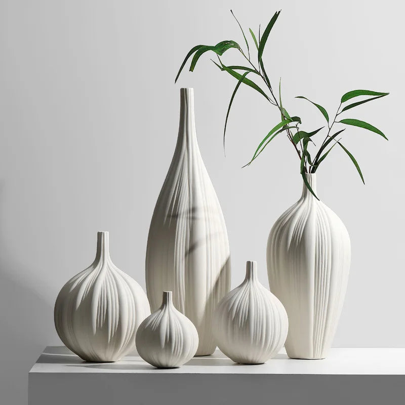 Simple and Creative Simple Elegant Ceramic Vase Decoration Dry Flower Arranger Living Room Advanced Sense of Home Decoration Oasis Select