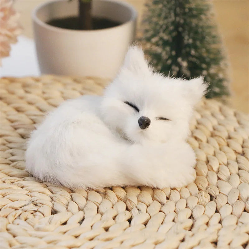 New Plush Simulation Furry Fox Model Squatting Sitting Fox Table Decoration Animal Static Stuffed Figure Kid Party Festival Gift Oasis Select White-Left