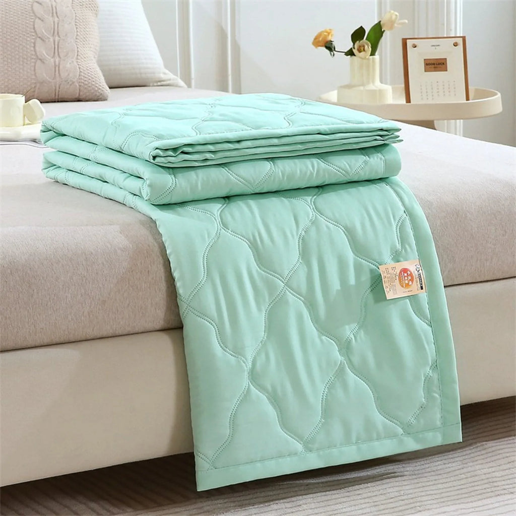 New Double Sided Cooling Blanket Cold Effect Skin-Friendly Conditioning Quilt Spring Summer Breathable Cooler Quilt Oasis Select Mint Green One Size