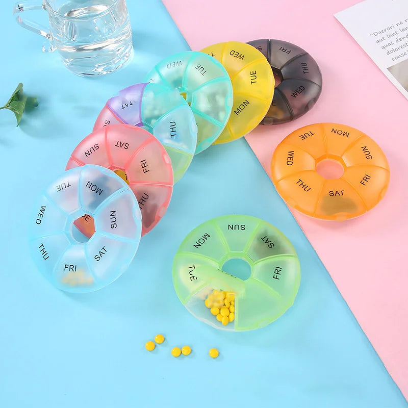 1Pcs Round Pill Case Plastic 7 Days Weekly Tablet Candy Box Portable Storage Tablet Holder Travel Organizer Pill Container Oasis Select