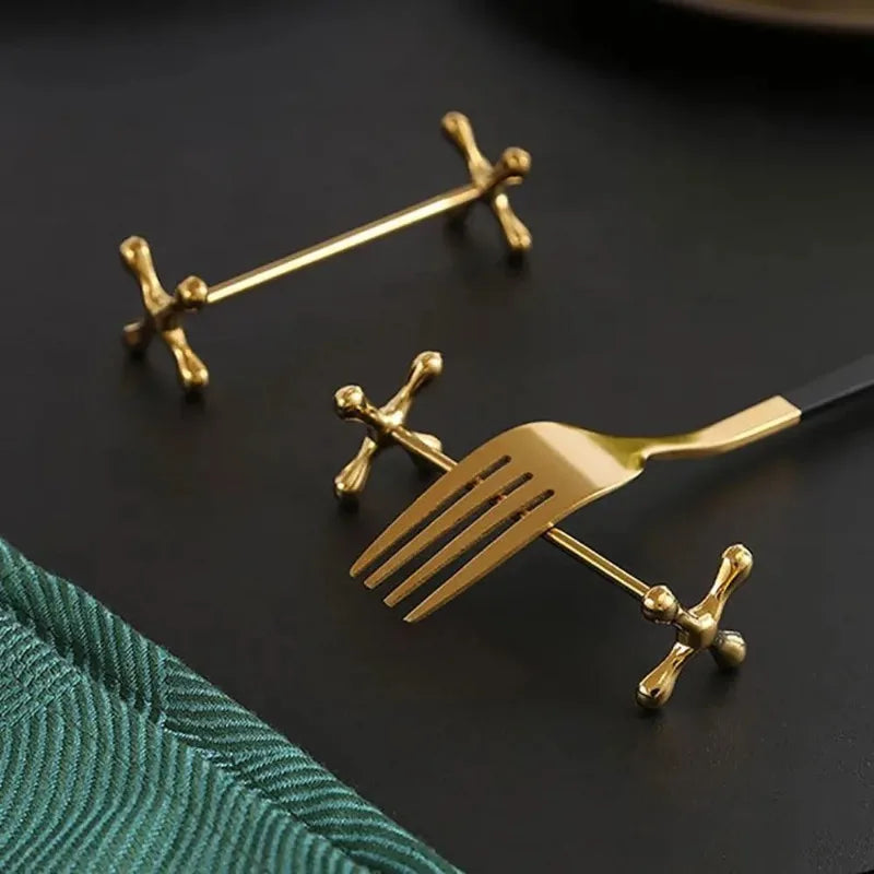 Durable Plum Shape Chopstick Holder Stainless Steel Metal Tableware Stand Fork Storage Holder Art Craft Table Decoration Oasis Select