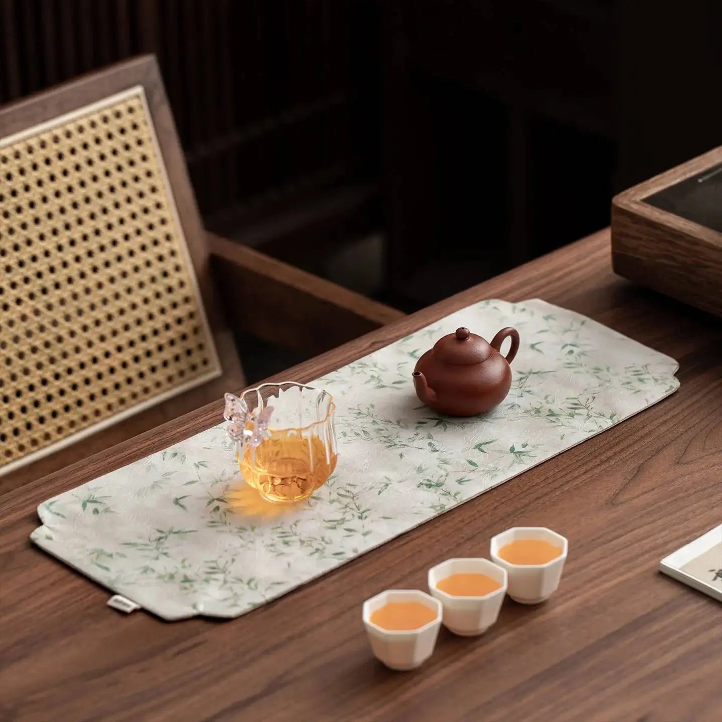 Embroidered Tea Mat Thickened Dry Bubble Table Runner Tea Ceremony Tea Table Draining Mat Heat Insulation Oasis Select