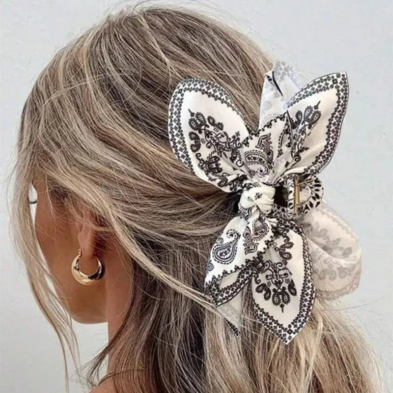 1pc New Double-Sided Cashew Flower Love Grabbing Clip Butterfly Knot Hair Clip Summer Vacation Shark Clip Fashion Oasis Select