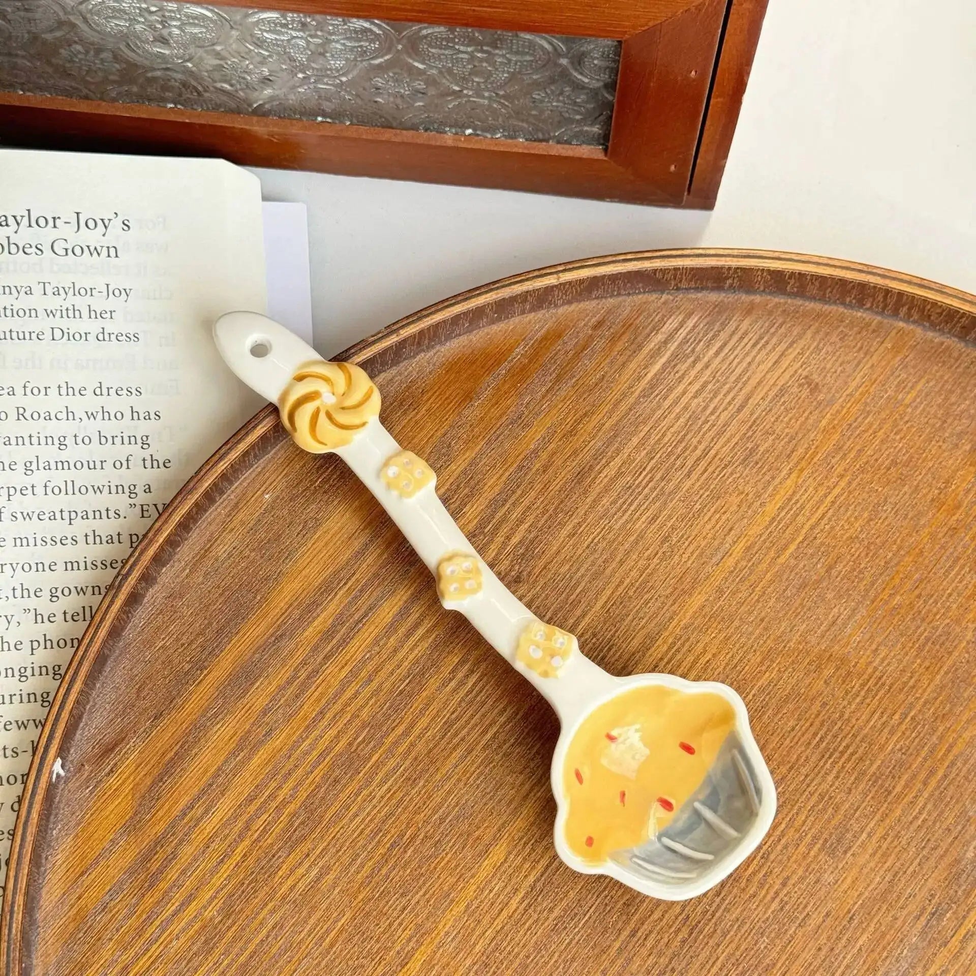 Cute Ceramic Bread-shaped Spoon, Aesthetically Pleasing Dessert Spoon, Adorable Spoon Kitchen Tablewear Oasis Select A01-muffin Spoon