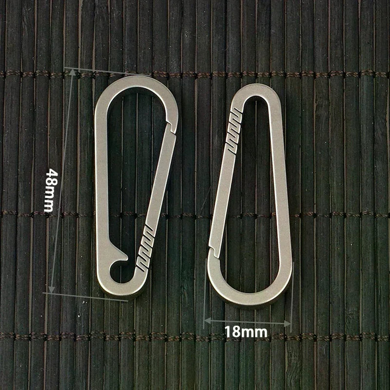 1PCS Titanium Alloy Keychain Tiranium Buckle Key Ring Car Accessories Titanium Buckles EDC Outdoor Tool Oasis Select