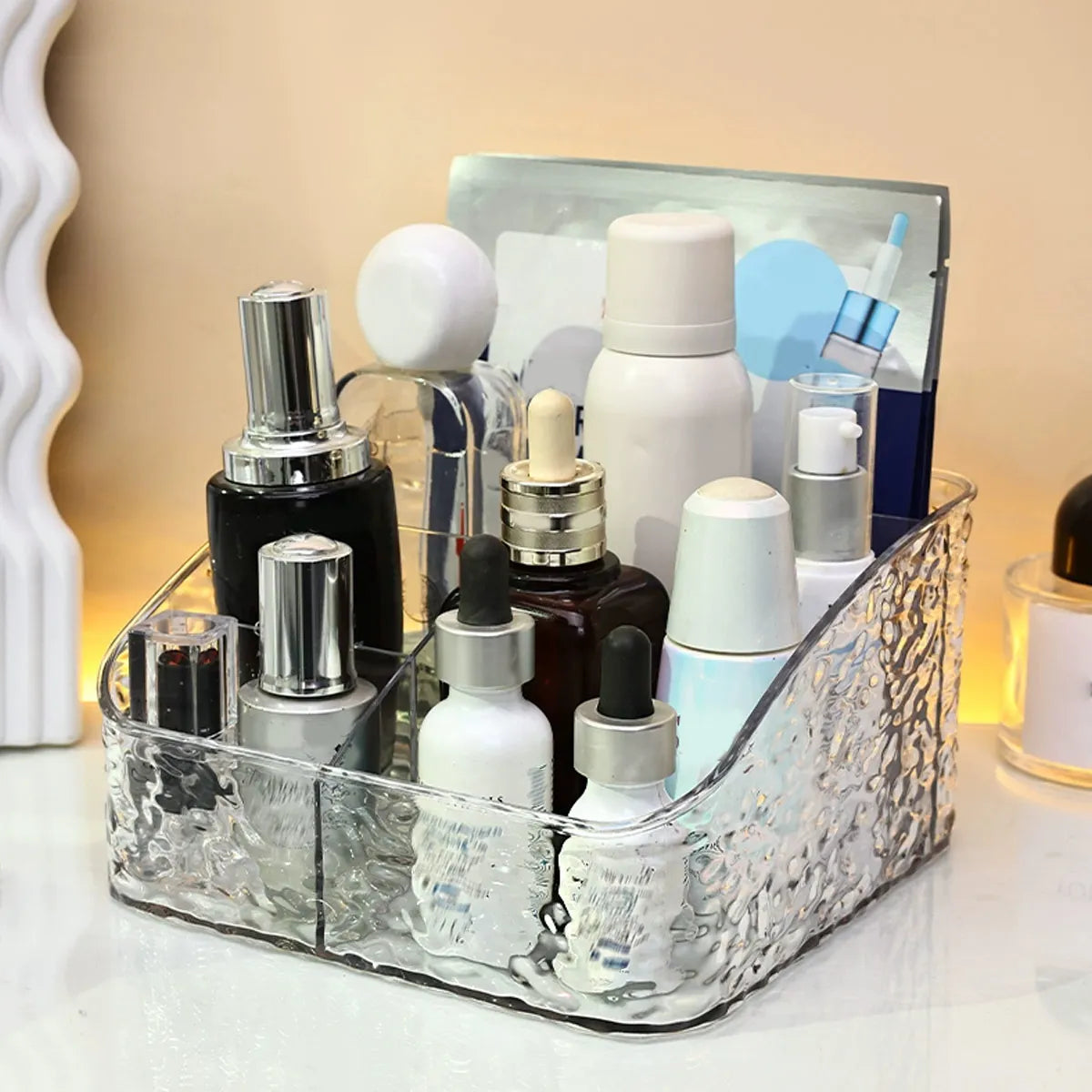 1pc Transparent cosmetics storage box, lipstick and powder sorting box, skin care rack, desk storage stationery box Oasis Select