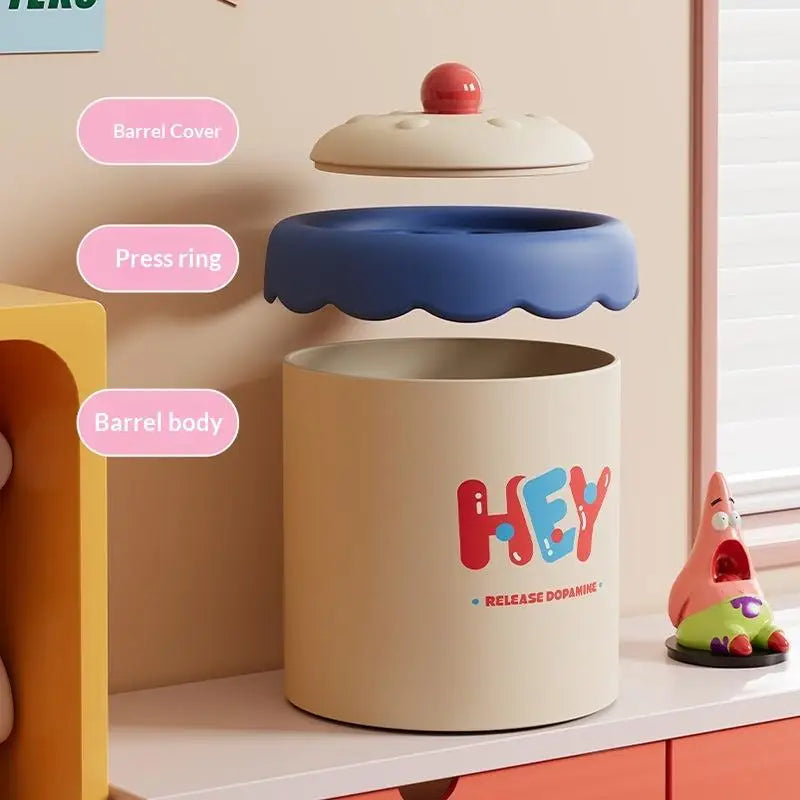 Small Desktop Trash Can with Lid – Cute Mini Waste Basket