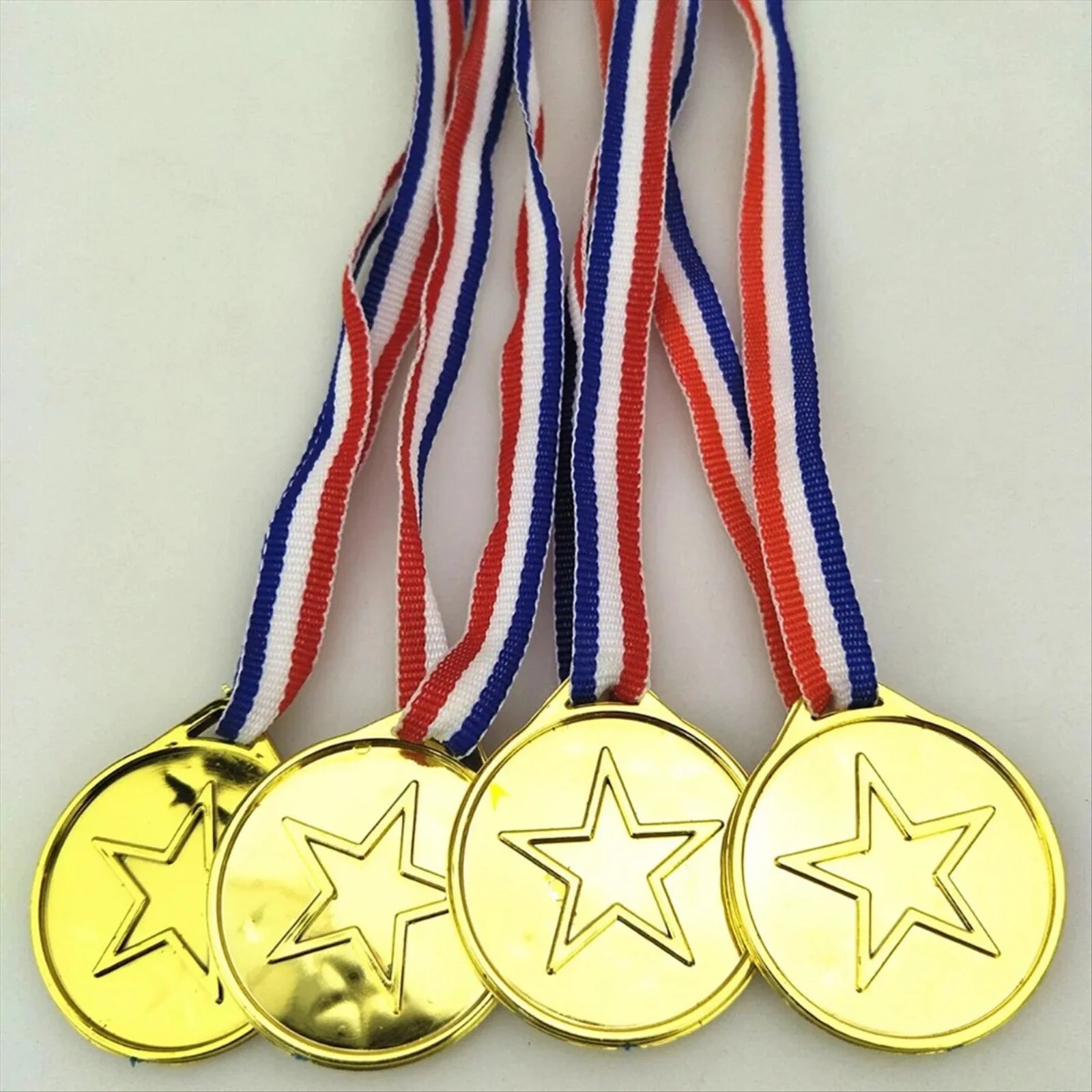 30Pcs Plastic Gold Winners Medals Trophy Children Game Sports Prize Awards Toys For Kids Birthday Party Favors Pinata Fillers Oasis Select