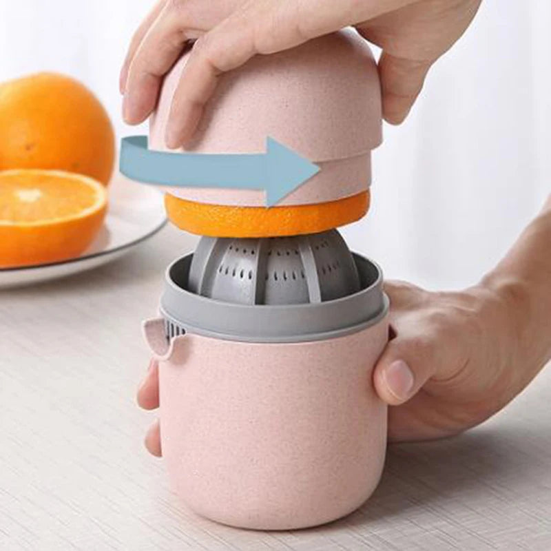 Hand Fruit Juicer Citrus Orange Squeezer Lid Rotation Press Anti-Slip Reamer for Lemon Lime Grapefruit Capacity Machine Oasis Select
