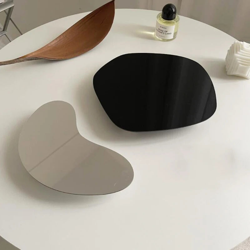 Minimalist Acrylic Tray – Perfume, Jewelry & Cosmetic Organizer
