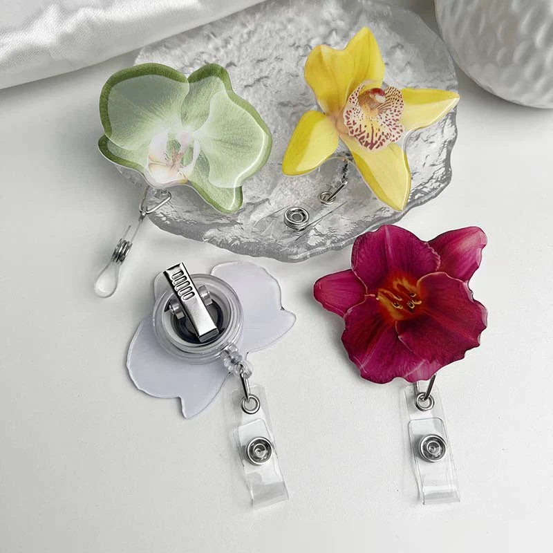 Flower Acrylic Bag Charm | Alligator Clip Retractable ID Holder Bag Charm Accessory Oasis Select