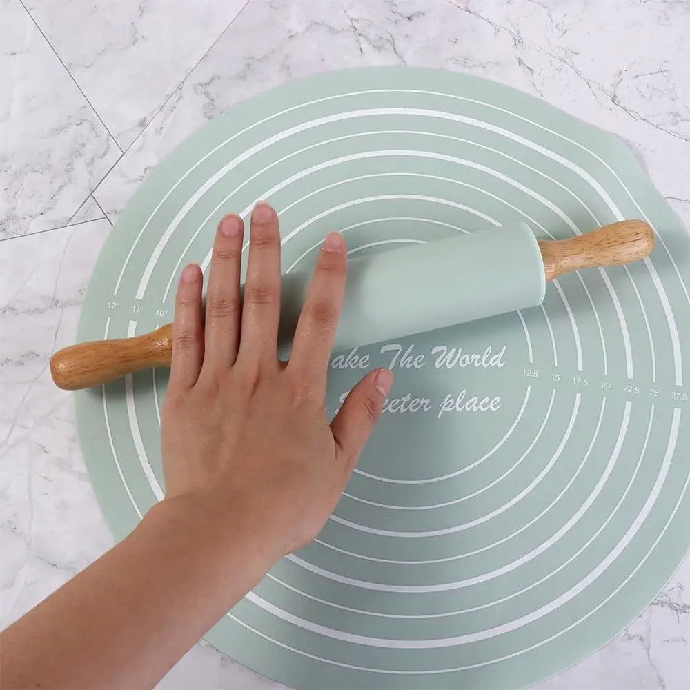 Silicone Rolling Pin & Pastry Mat Set with Scale – 2 Pcs