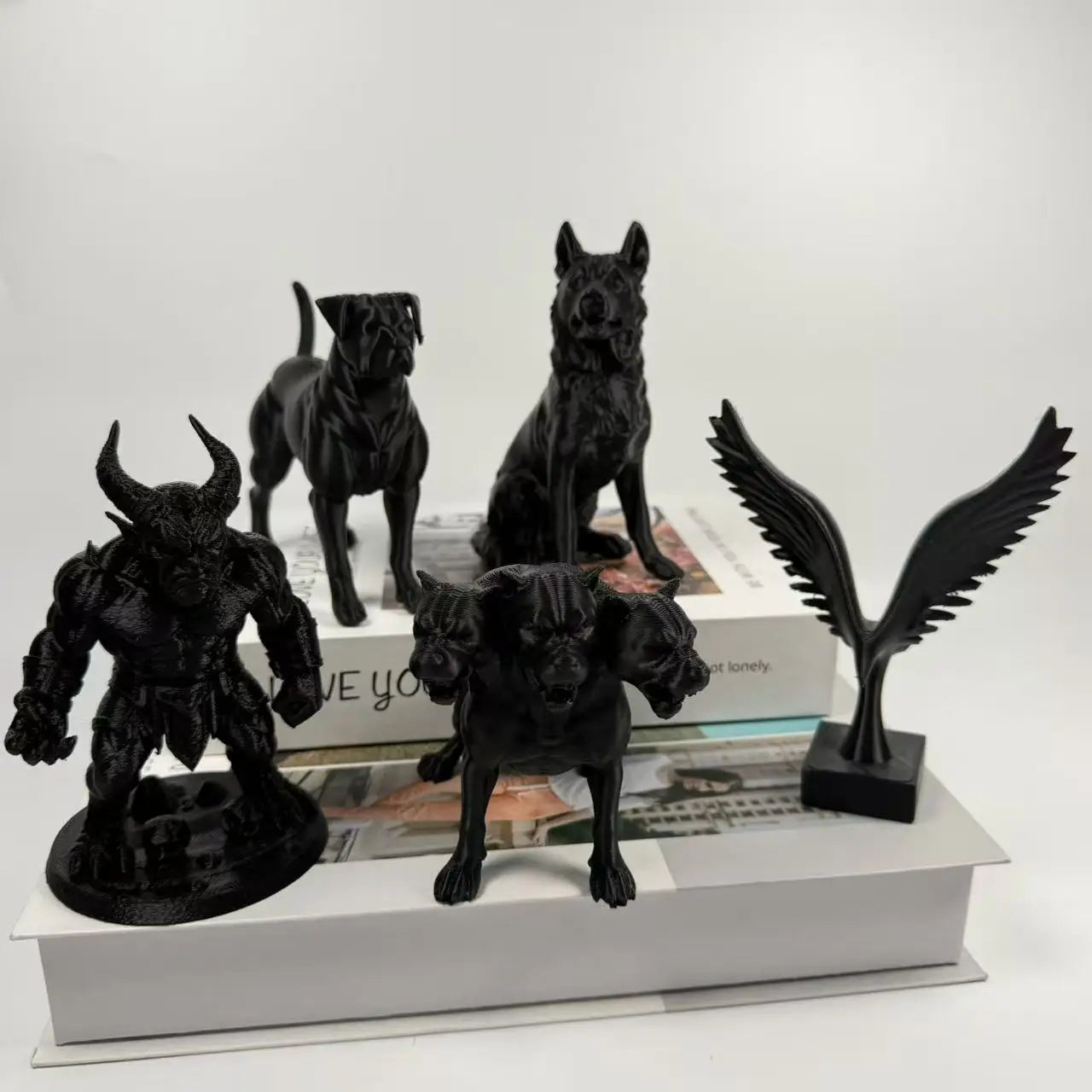 3D Print Creative Black Statue Ornament Werewolf Horse Cat Griffin Bat Ornament Realistic Animals Home Desk Decoration for Gift Oasis Select