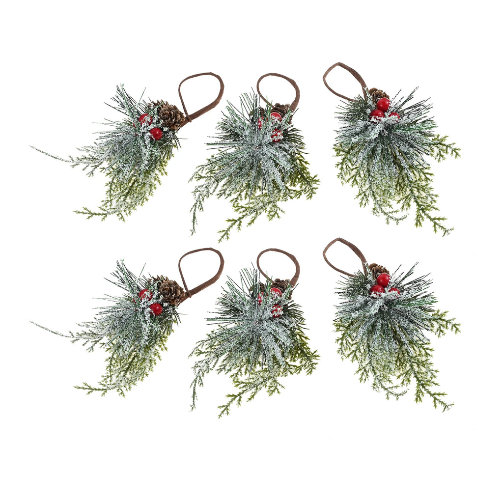6Pcs Cedar Red Fruit Napkin Rings with Christmas Elements Designed for Most Napkins, Ideal Decoration for Christmas Parties Oasis Select